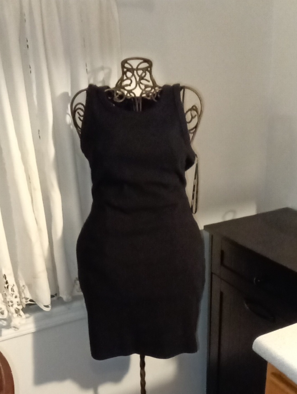 Forever 21 Black Sleeveless Mini Bodycon Dress